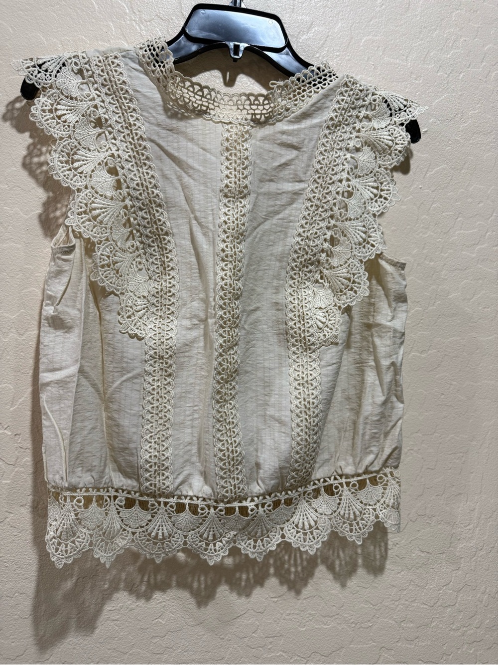 mine Ivory Crochet-Trim Sleeveless Camisole